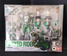 仮面ライダー龍騎|BANDAI