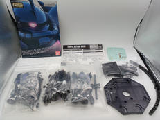 黒い三連星専用ザクII 3機セット(アクションベース付き)|BANDAI