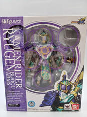 S.H.FIGUARTS 仮面ライダー鎧武|BANDAI