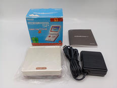 ゲームボーイアドバンスSP ファミコンカラー|NINTENDO / 任天堂