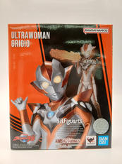 S.H.FIGUARTS ウルトラマンR/B(ルーブ)|BANDAI