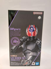 S.H.FIGUARTS 仮面ライダーギーツ|BANDAI
