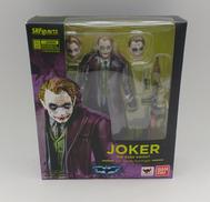 S.H.FIGUARTS ダークナイト|BANDAI