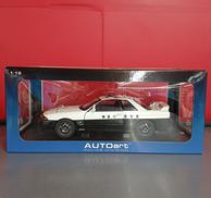 1/18 神奈川県警パトカー　管理番号5906|AUTOart