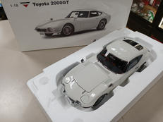 1/18 トヨタ2000GT|AUTOART