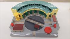 トミカ トーマス 操車場|タカラトミー