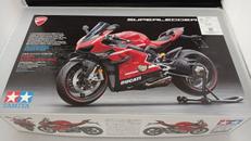 ドゥカティ　スーパーレッジェーラV4|タミヤ