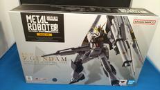 機動戦士ガンダム　逆襲のシャア|バンダイ