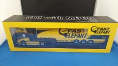 FAST ELEFANT X　MOON　VOLVO FH4|ムーンアイズ