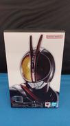 S.H.FIGUARTS真骨彫製法仮面ライダーファイズ|BANDAI