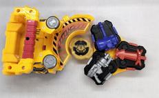 DXパワードビルダーバックル＆ギガントバックル|バンダイ