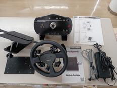 ハンドルコントローラー|FANATEC