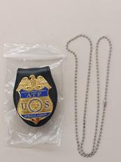 ポリスバッジ|不明