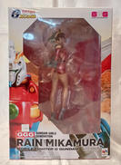 レイン・ミカムラ|メガハウス