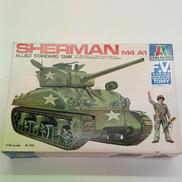 1/35プラモデル　シャーマンM4A1|イタレリ