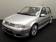 VW ゴルフ IV R32(シルバー)|OTTO