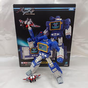 MPG-19 サウンドウェーブ&コンドル|TAKARA TOMY