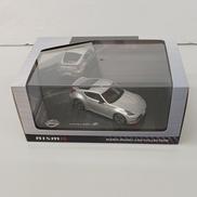 フェアレディZ Z34 NISMO (ブリリアントシルバー)|日産自動車株式会社