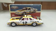 1/24|LIONEL RACING