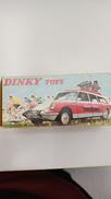 ミニカー|DINKY TOYS