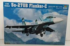 1/32 SU-27UB FLANKER-C|トランペッター