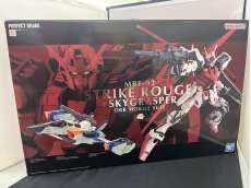 ストライクルージュ+スカイグラスパー|BANDAI