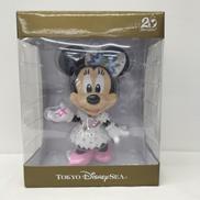 東京ディズニーシー20周年記念フィギュア ミニーマウス|ディズニー
