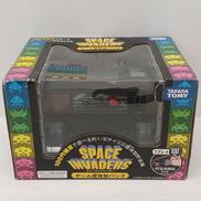 スペースインベーダー ゲーム筐体型バンク|タカラトミー