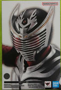 仮面ライダー龍騎|BANDAI