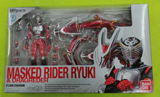 仮面ライダー龍騎＆ドラグレッダーセット|BANDAI