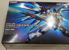 ストライクフリーダムガンダム