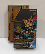 仮面ライダーナーゴ　フィーバービートフォーム|バンダイ