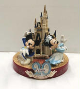 ミッキー&ミニー|DISNEY