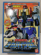 DX特捜変形デカバイクロボ|BANDAI