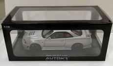 1/18　ニスモ|AUTOART