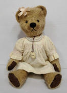 ウィットニー|シュタイフ