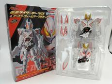 仮面ライダーギーツ|バンダイ