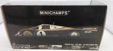 1/18スケールカー