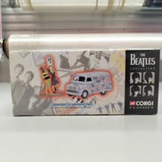 NON BEDFORD CA GRAFFITI VAN|CORGI