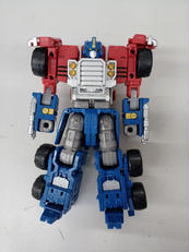 オプティマスプライム アルマダユニバース|-