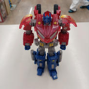 オプティマスプライム サイバトロンモード|タカラトミー