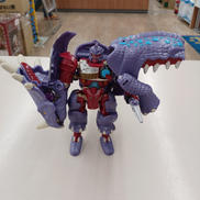 キラーパンチ|タカラトミー