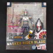 S.H.FIGUARTS 仮面ライダーブレイド|バンダイ