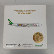 ハローキティ EVA AIR|EVA AIR