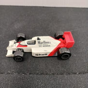 トミカ マクラーレン|タカラトミー