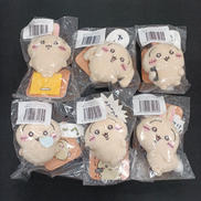 うさぎだらけくじ ぬいぐるみバッジ|グレイパーカーサービス