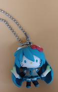 初音ミク×ハローキティ(ネギ持ち) チェーンマスコット|株式会社キタンクラブ