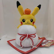 ピカチュウと鏡餅 ぬいぐるみ|ポケモンセンター