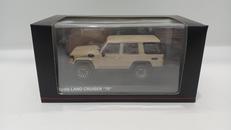 トヨタ　ランドクルーザー　ベージュ|京商