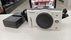 ミラーレス一眼|PANASONIC